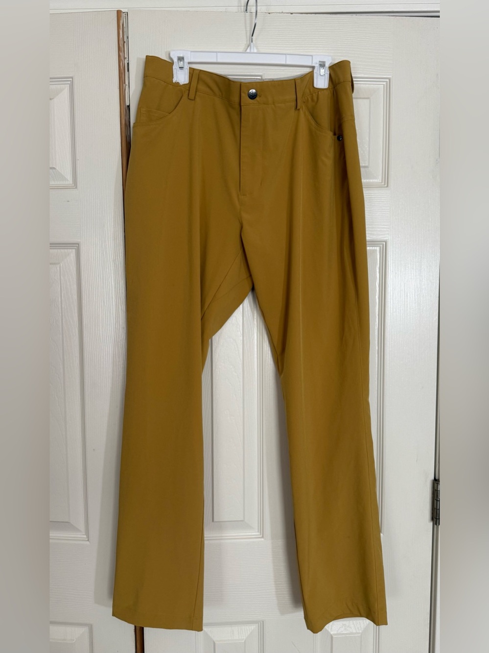Black Clover Men’s Golf Pants 34x30 Mustard Gold Performance Stretch
